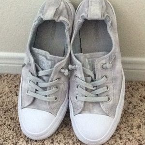 Converse 7.5 size
